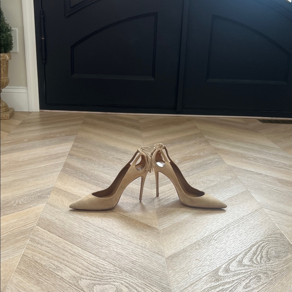 Aquazzura Beige Pointed Toe Heels